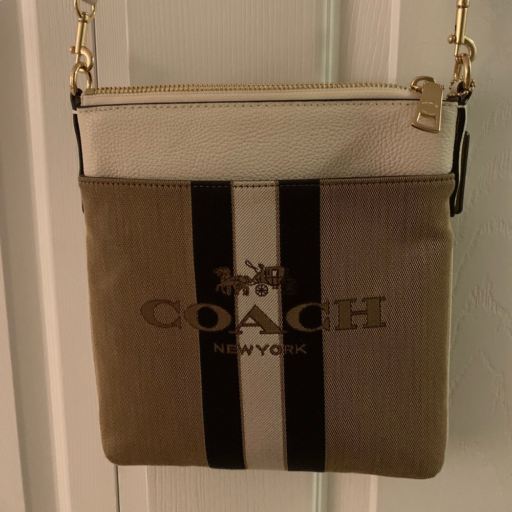 Coach Crossbody Excellent Condition